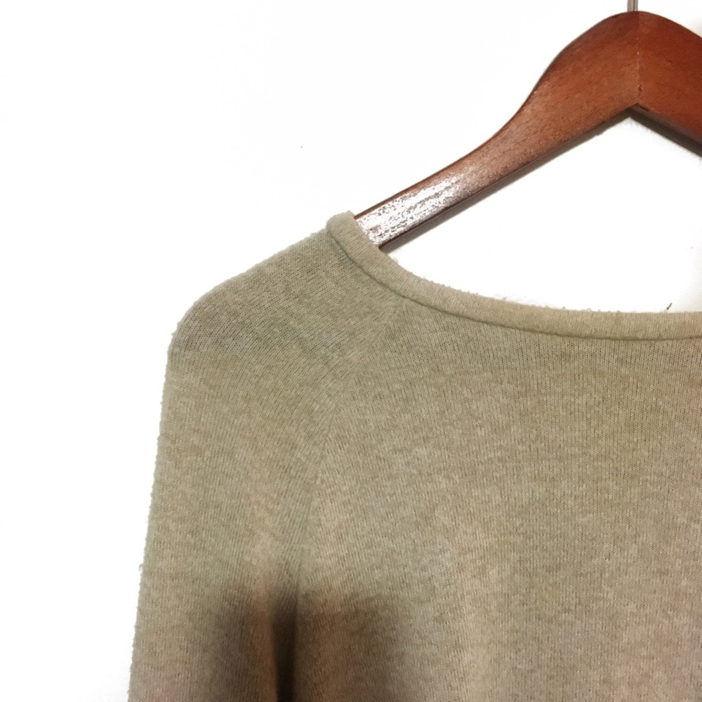 Sweater - Picture 2 of 4